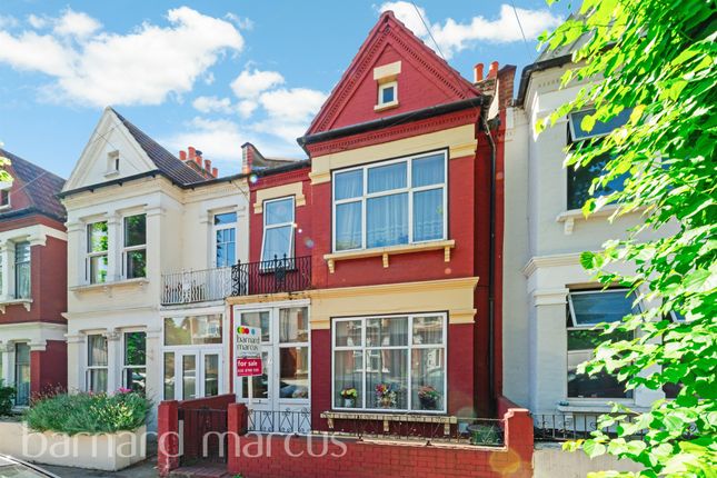 4 bedroom terraced house for sale