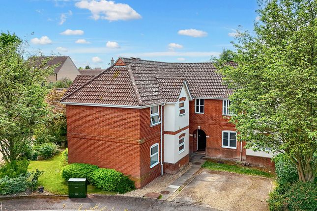 Chandlers Court, Cambridge CB25 2 bed apartment for sale