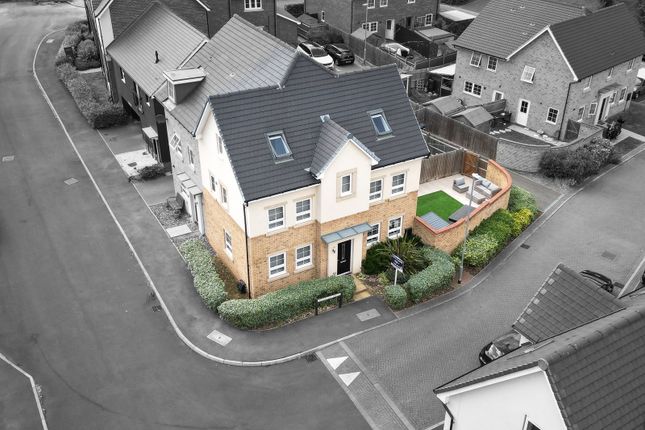 Anderson Drive, St. Ives PE27 4 bed semi