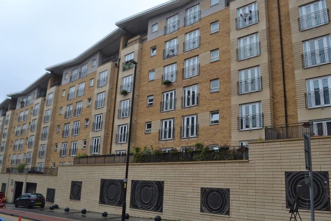 2 bed flat