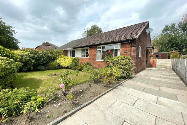 Park Road, Westhoughton, Bolton 2 bed semi
