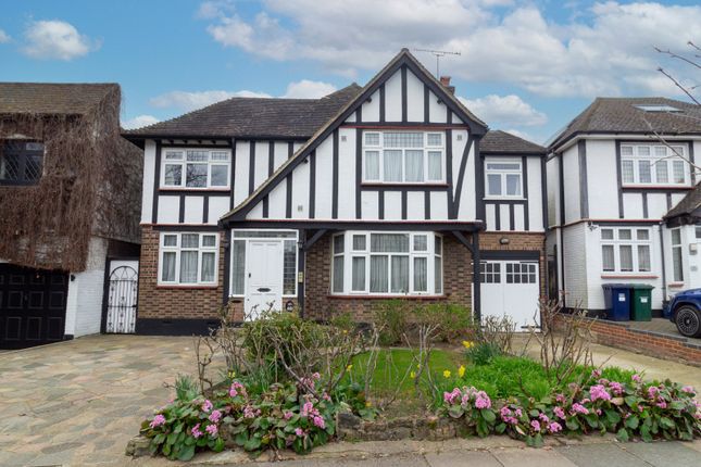 Green Lane, Edgware, HA8 5 bed detached house for sale