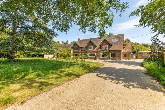 8 bedroom detached house for sale