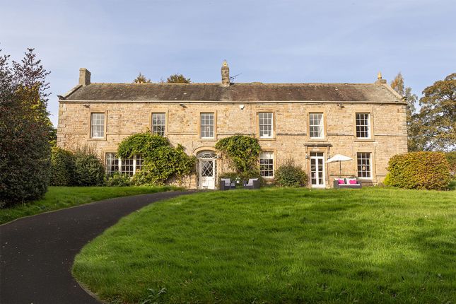 6 bedroom country house for sale