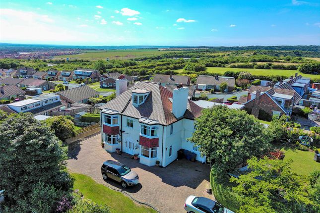 Osgodby Way, Scarborough 4 bed detached house for sale