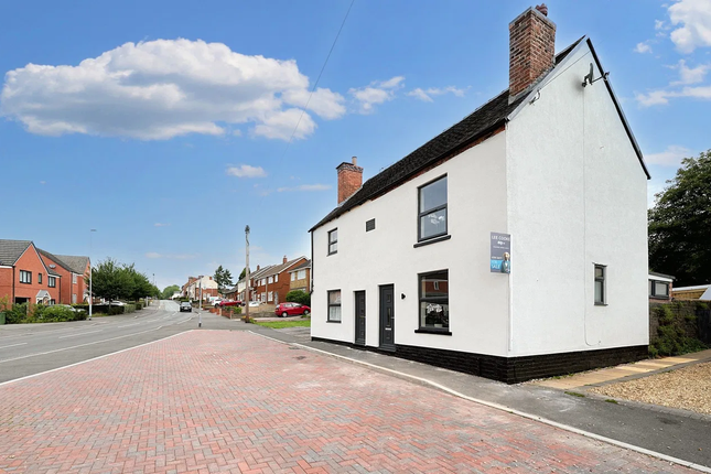 Greenheath Road, Cannock WS12 2 bed semi