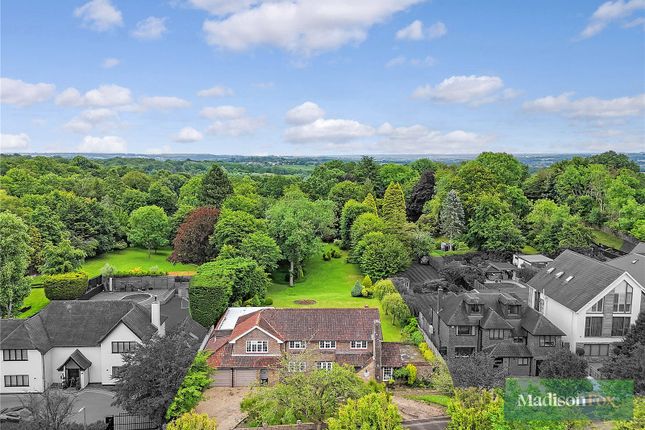 Stanmore Way, Essex IG10 4 bed detached house for sale