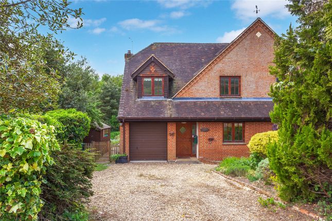 Knowl Hill Common, Berkshire RG10 3 bed semi