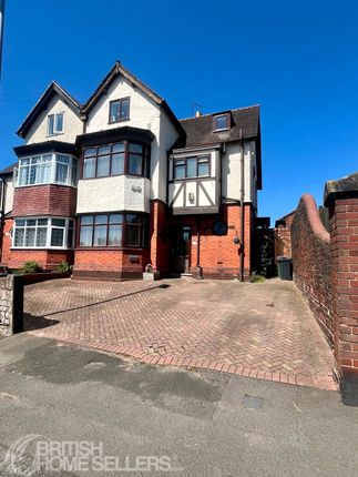 7 bedroom semi-detached house for sale
