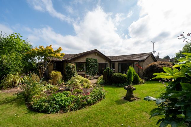 Rydal Close, Dronfield Woodhouse... 3 bed detached bungalow for sale