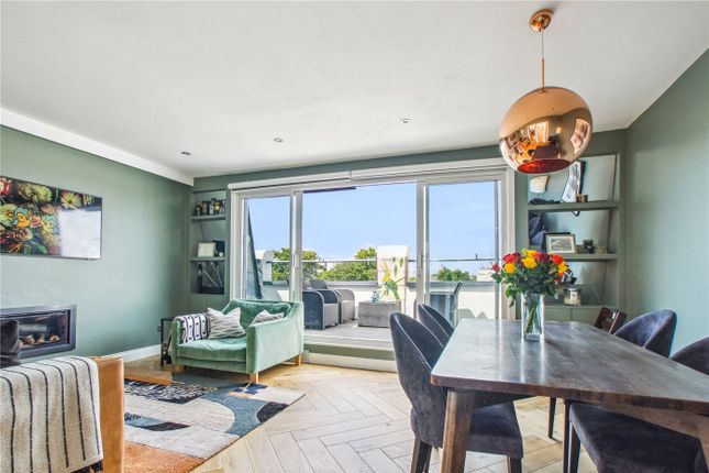 Ladbroke Grove, London, W11 3 bed apartment for sale