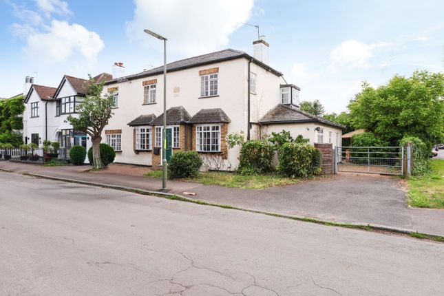 Cherry Orchard Road, West Molesey... 3 bed detached house for sale