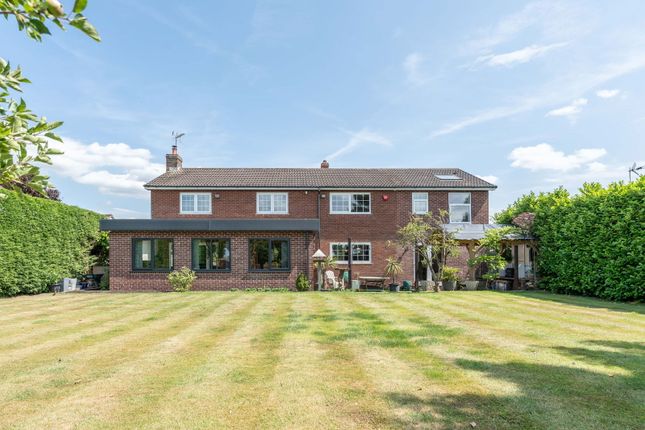 York Road, Selby YO8 5 bed detached house for sale