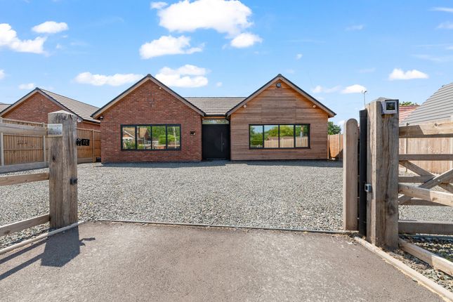 Haye Lane, Mappleborough Green, B80 4 bed detached bungalow for sale