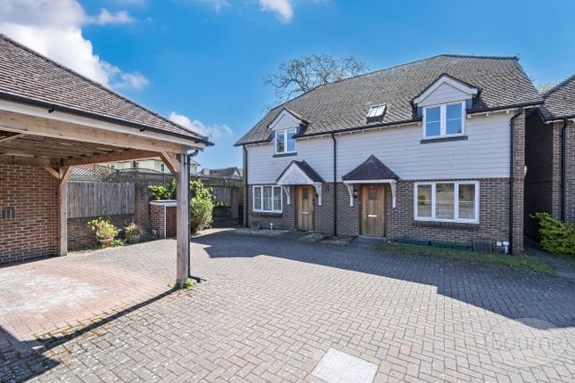 2 bedroom semi-detached house for sale
