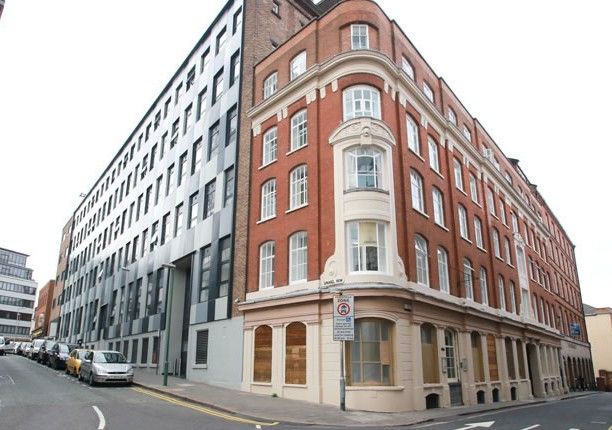 Studio flat for sale