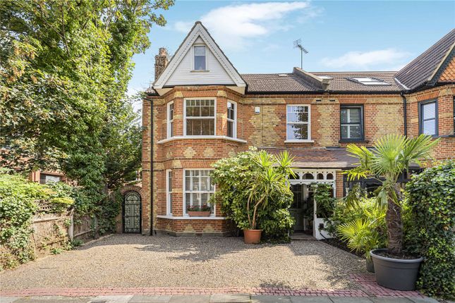 St. James Avenue, London, W13 4 bed semi