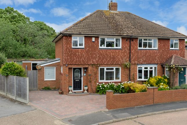 Nutbourne Road, Portsmouth PO6 3 bed semi