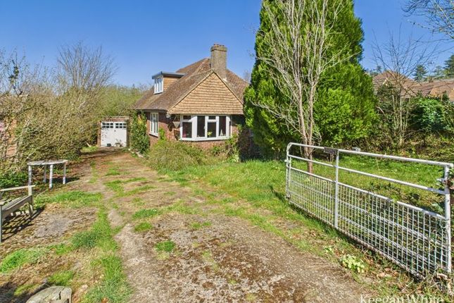 Park Lane, Lane End 3 bed chalet for sale