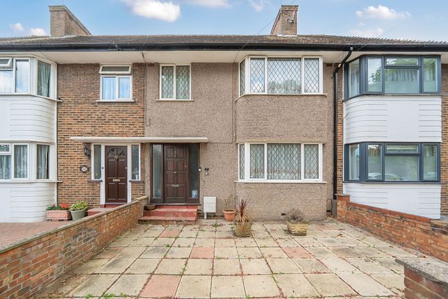 Eversfield Gardens, London, NW7 3 bed house for sale