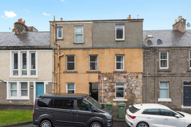 1 bedroom ground floor flat for sale