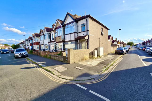 Cromwell Road,  Hounslow, TW3 3 bed end of terrace house for sale