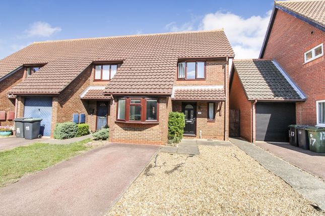2 bedroom semi-detached house for sale