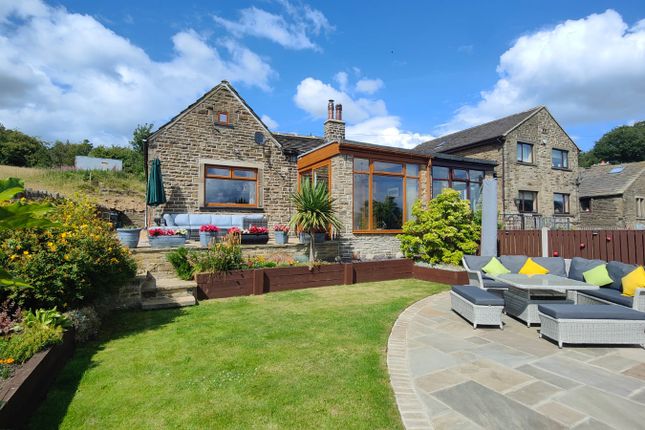 2 bedroom semi-detached bungalow for sale