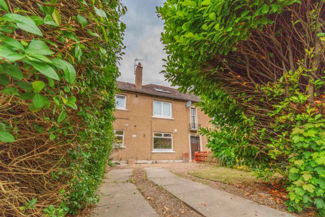 8 (GFL) Chancelot Grove, Edinburgh, EH5 2 bed flat for sale