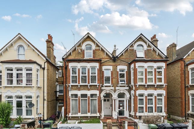 Halesworth Road, London 1 bed apartment for sale