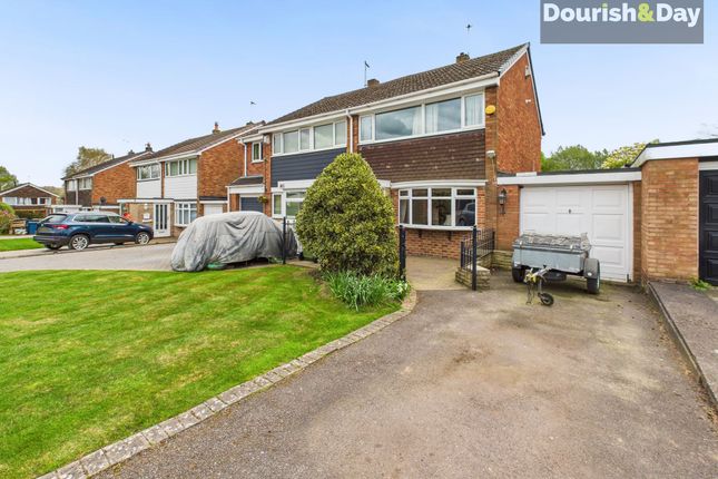 Downfield Grove, Stafford ST16 3 bed semi