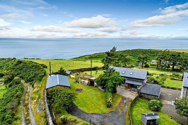 Trefor, Caernarfon, Gwynedd 3 bed detached house for sale