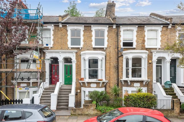 Leconfield Road, London, N5 1 bed apartment for sale
