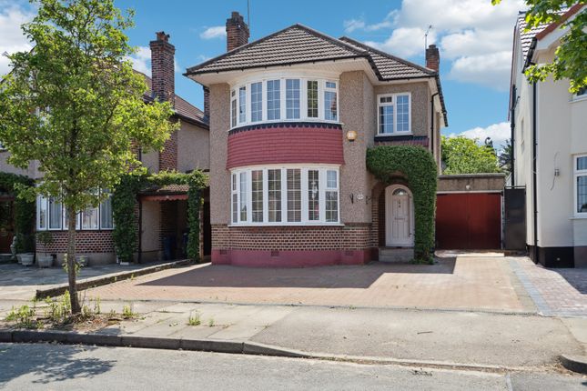 Chester Drive, North Harrow, HA2 3 bed detached house for sale