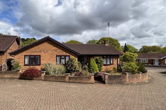 Noon Hill Drive, Verwood 3 bed detached bungalow for sale