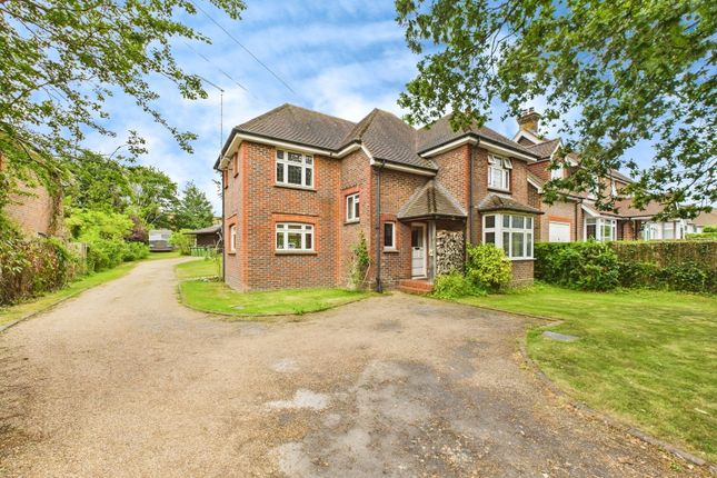 Parsonage Road, Horsham RH12 3 bed detached house for sale