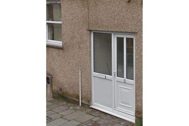 2 bed flat
