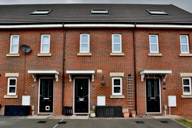 Abergavenny NP7 3 bed terraced house for sale