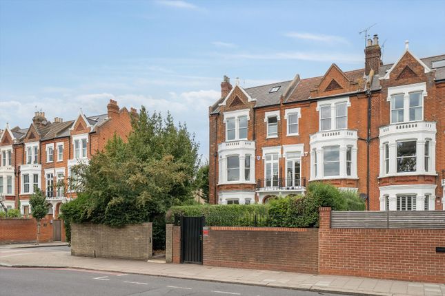 Clapham Common North Side, London, SW4 6 bed semi