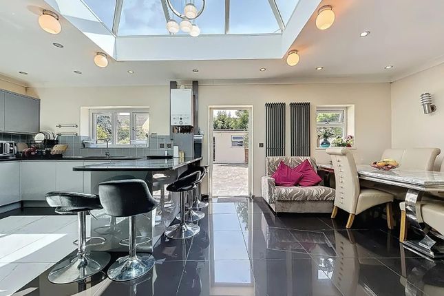 Tweedsmuir Road, Cardiff 4 bed end of terrace house for sale