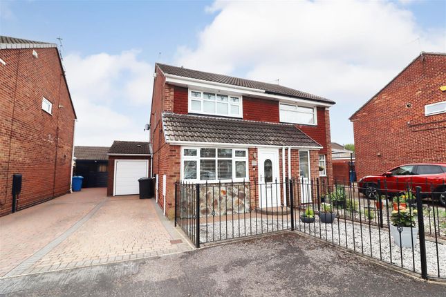 2 bedroom semi-detached house for sale