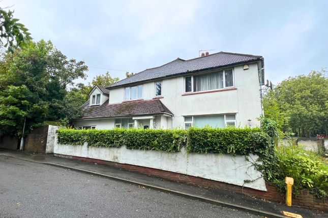 6 bedroom detached house for sale