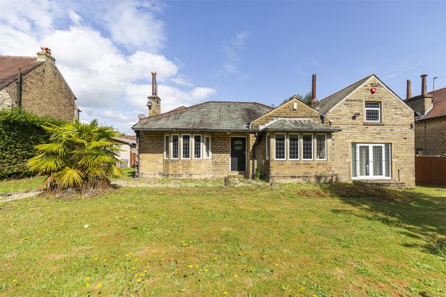 Beaumont Park Road, Huddersfield HD4 5 bed detached house for sale
