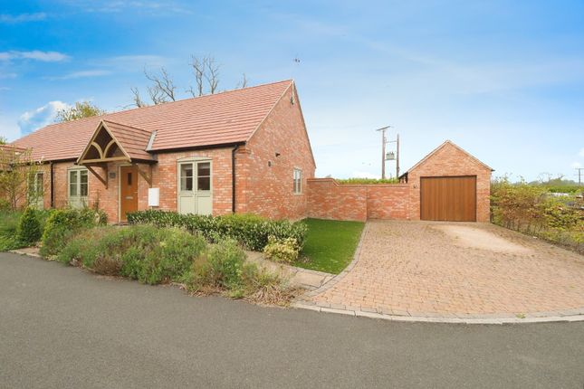 2 bedroom bungalow for sale