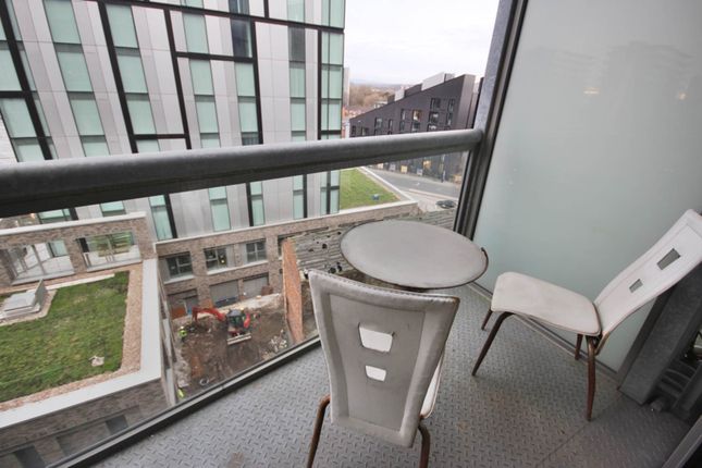 Studio apartment for sale