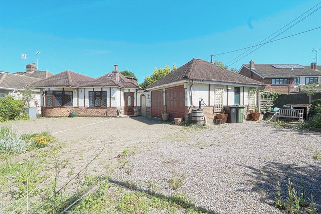 Stock Road, Billericay CM12 3 bed detached bungalow for sale