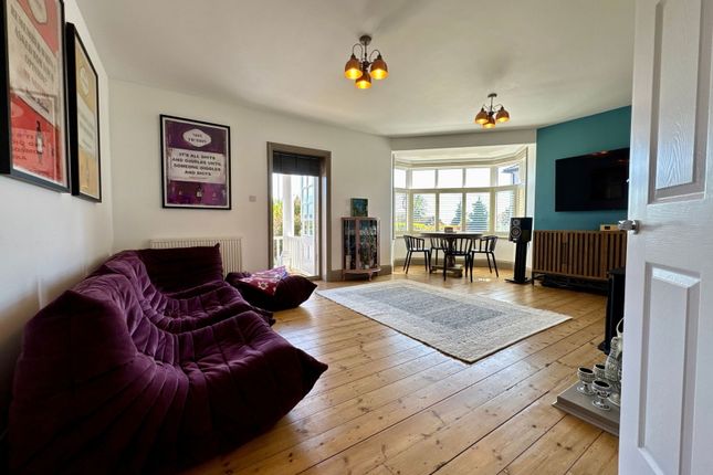 North Foreland Avenue, Broadstairs CT10 2 bed ground floor flat for sale