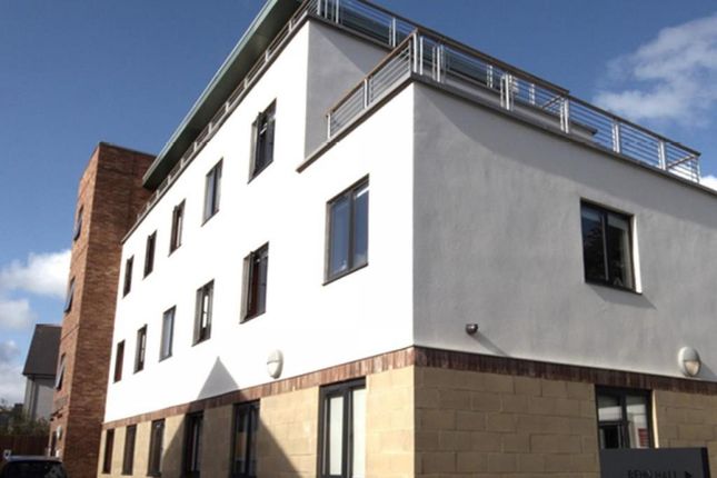 CHAUCER COURT, Brymore Road... Studio for sale