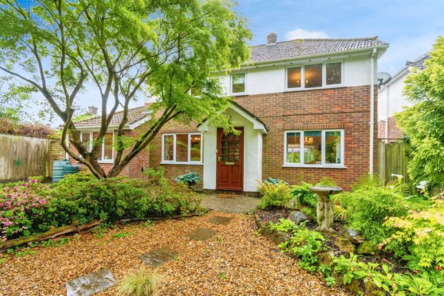 3 bed detached house