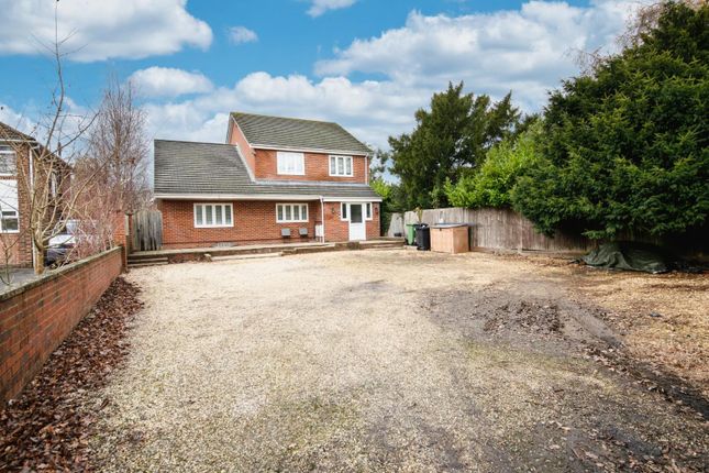 4 bed detached house